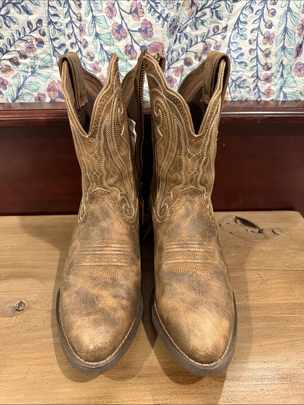 Durango womens  Distressed Brown Western Cowboy Boots